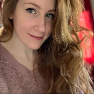 Meet your Posher, Rebecca